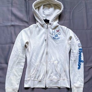 Hollister sweater size small